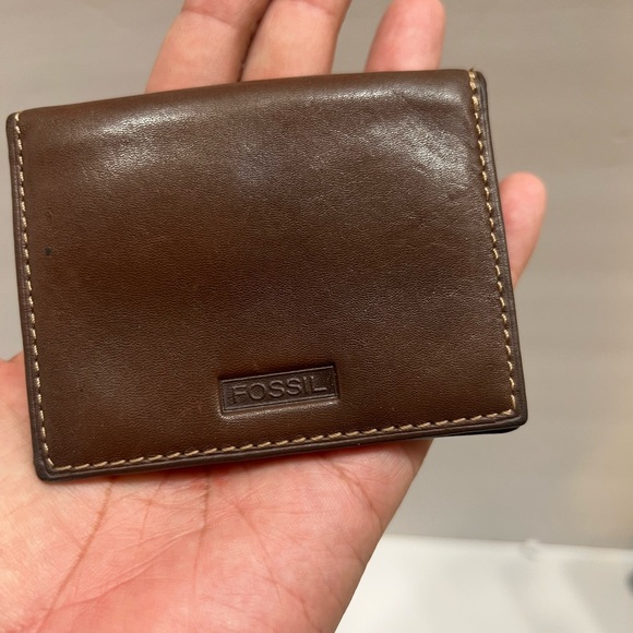 Fossil Dark Brown Leather Card Holder - Picture 1 of 11